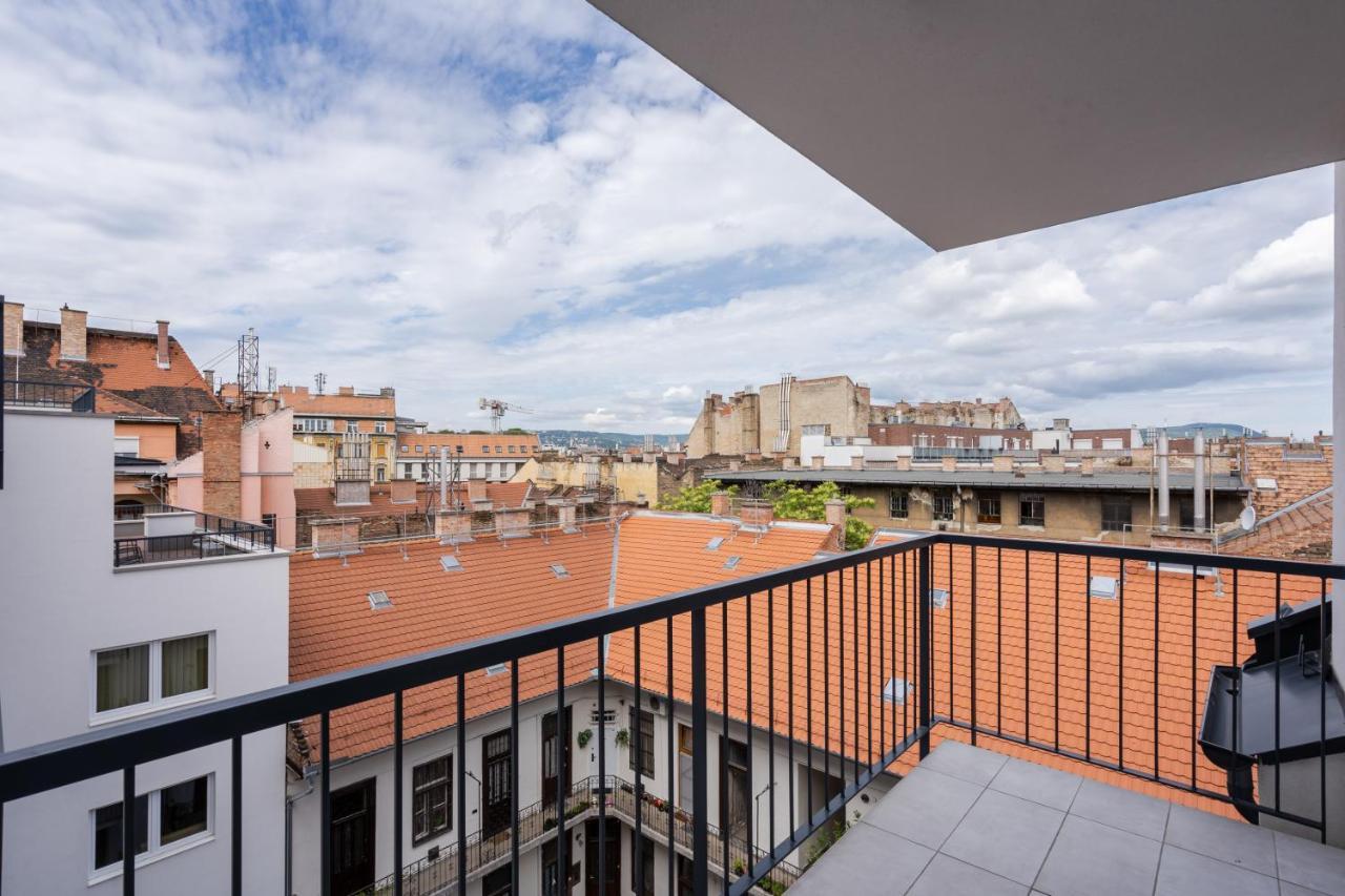 Rose Garden Apartments Будапеща Стая снимка