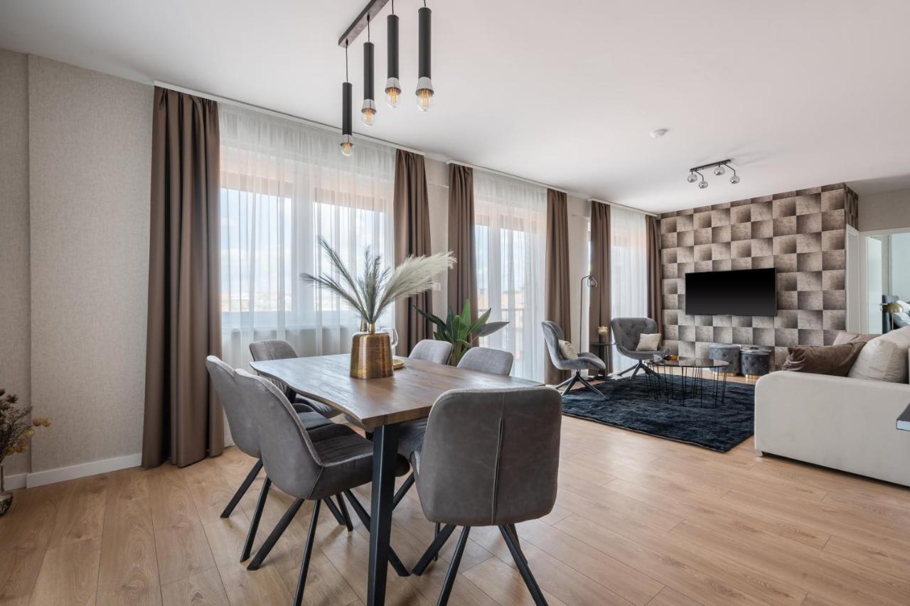 Rose Garden Apartments Будапеща Стая снимка