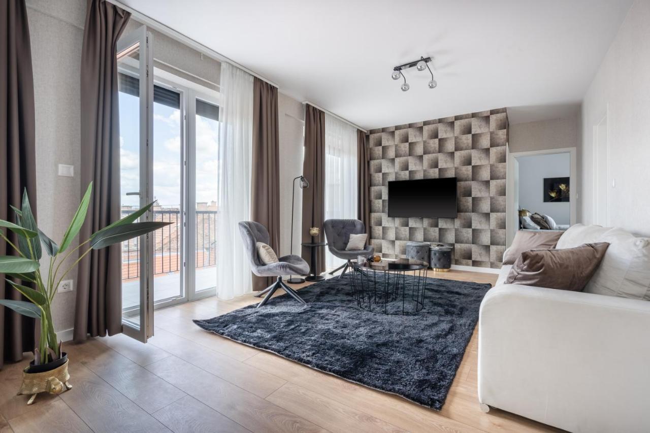 Rose Garden Apartments Будапеща Стая снимка